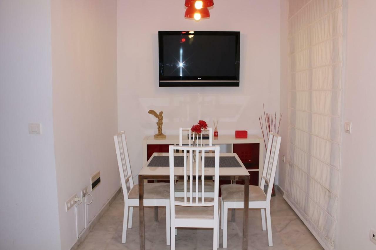 Apartamentos Rg Triana, Calle Castilla Con Patio Sewilla Zewnętrze zdjęcie