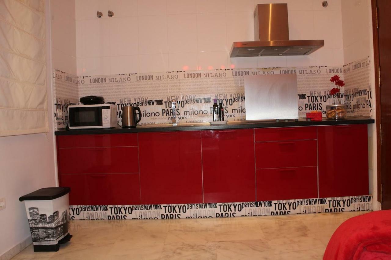 Apartamentos Rg Triana, Calle Castilla Con Patio Sewilla Zewnętrze zdjęcie